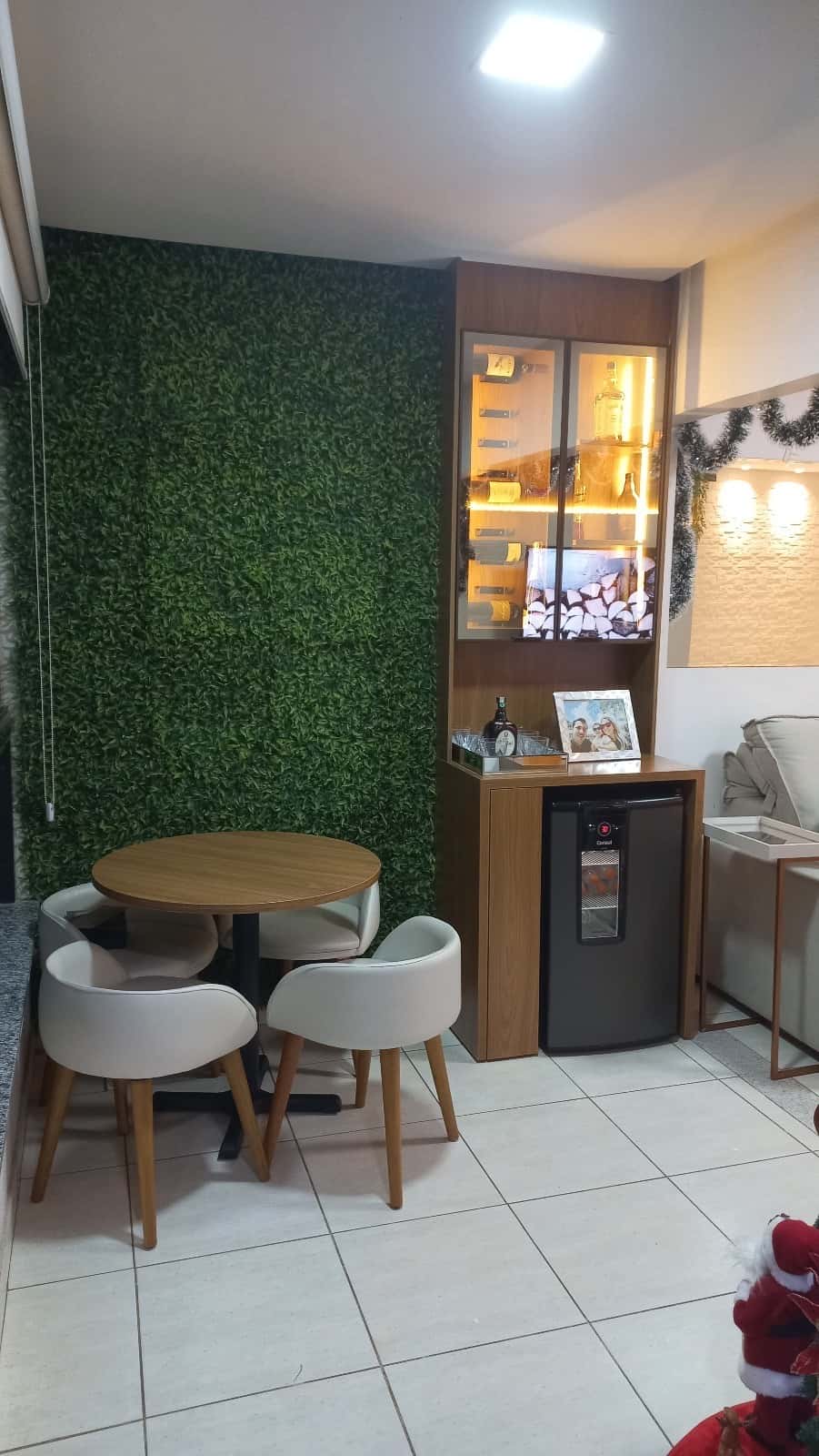 Residencial Gran Espana  Setor Jardim Goiás  Apartamento 3 suítes, sendo duas americana