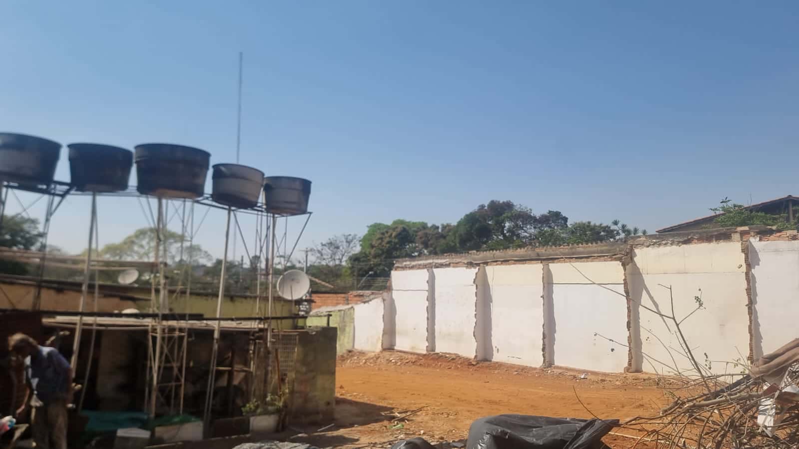 Lote Oportunidade no Setor Pedro Ludovico | Topografia Escorrida para a Rua