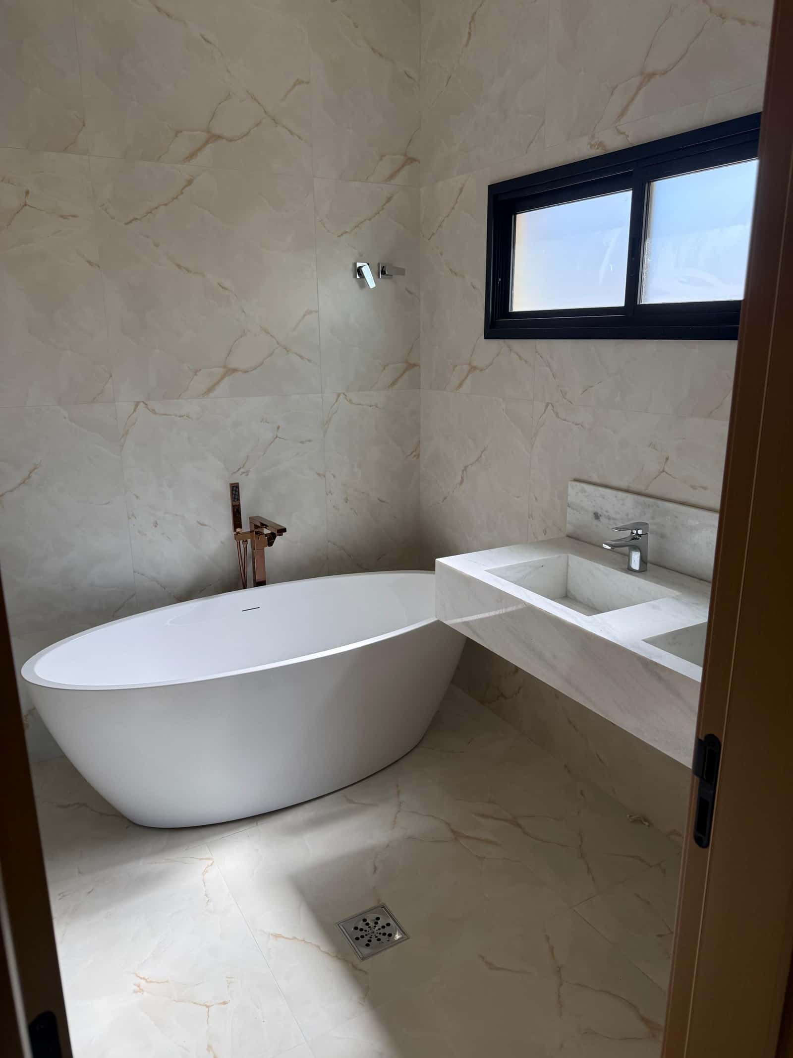 🏡 SOBRADO ALTO PADRÃO À VENDA – Jardins França