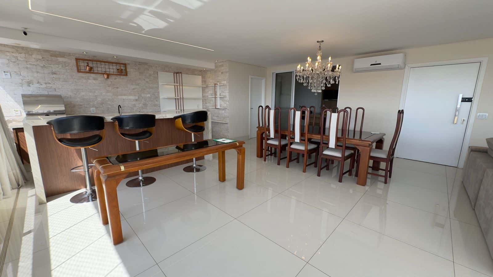 Apartamento *COM OU SEM MOBÍLIA* alto padrão mobiliado 236m² | 3 suítes | Ed. Piazza 25 - Setor Bueno