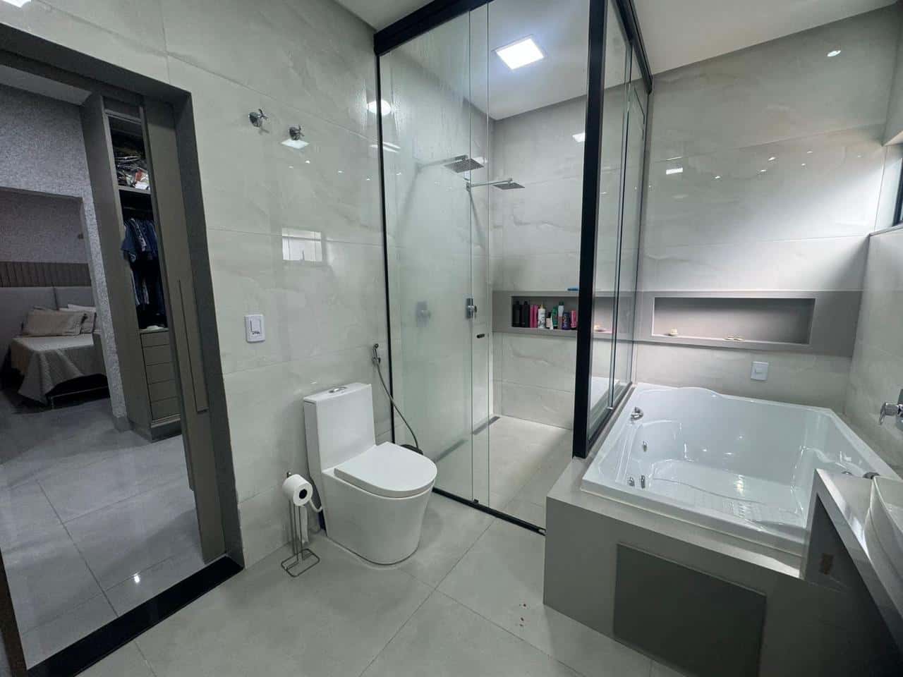 CASA TÉRREA CONDOMÍNIO DO LAGO