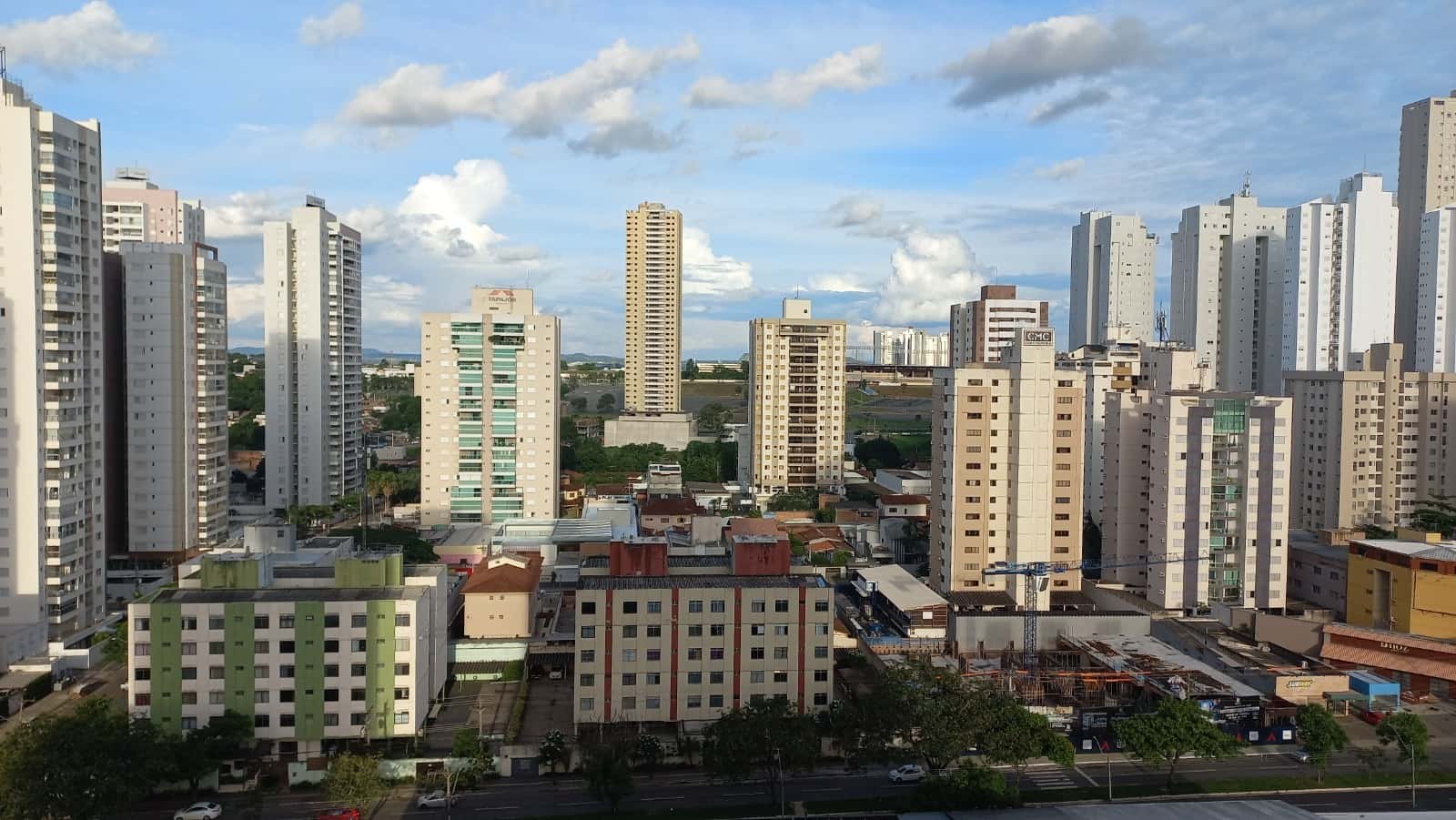 Residencial Gran Espana  Setor Jardim Goiás  Apartamento 3 suítes, sendo duas americana
