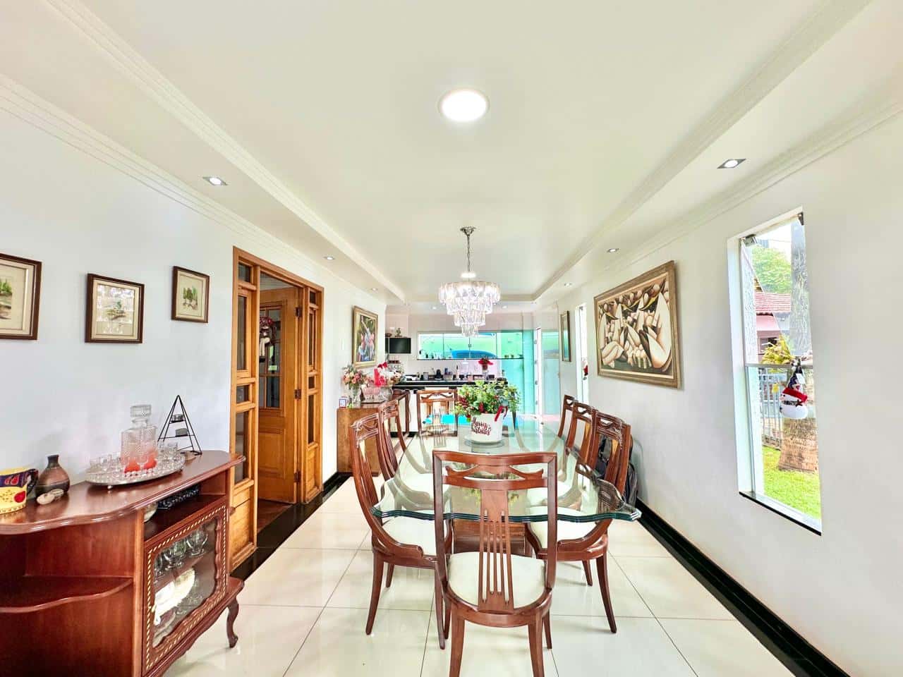 SOBRADO DE ESQUINA DE 5 QUARTOS NO SANTA GENOVEVA