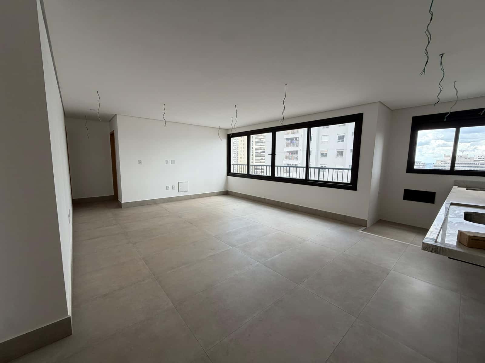 VENDO APARTAMENTO NO RESIDENCIAL ALIVE BUENO OPORTUNIDADE