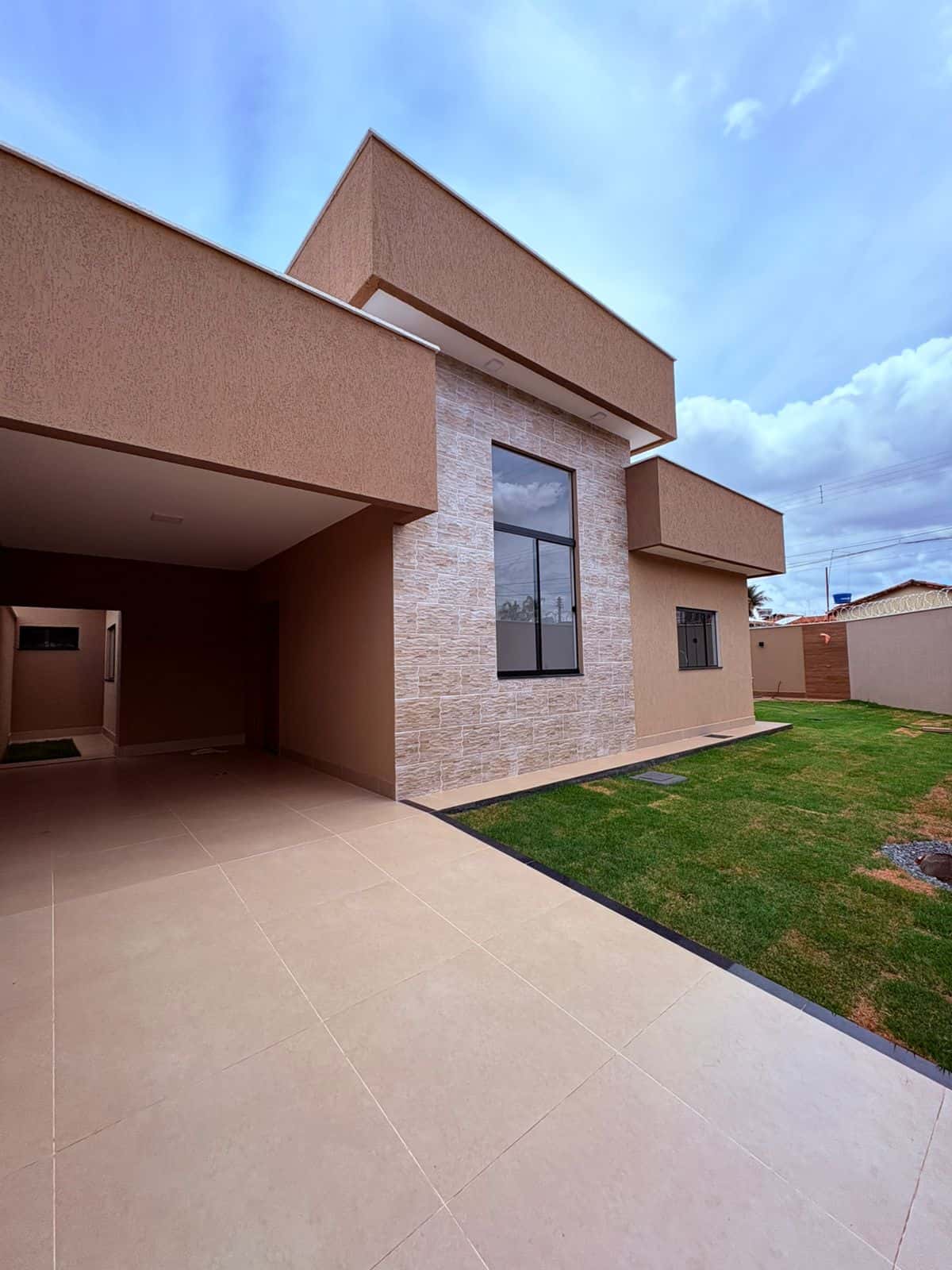 🏡 Casa com piscina no Setor Satélite São Luiz