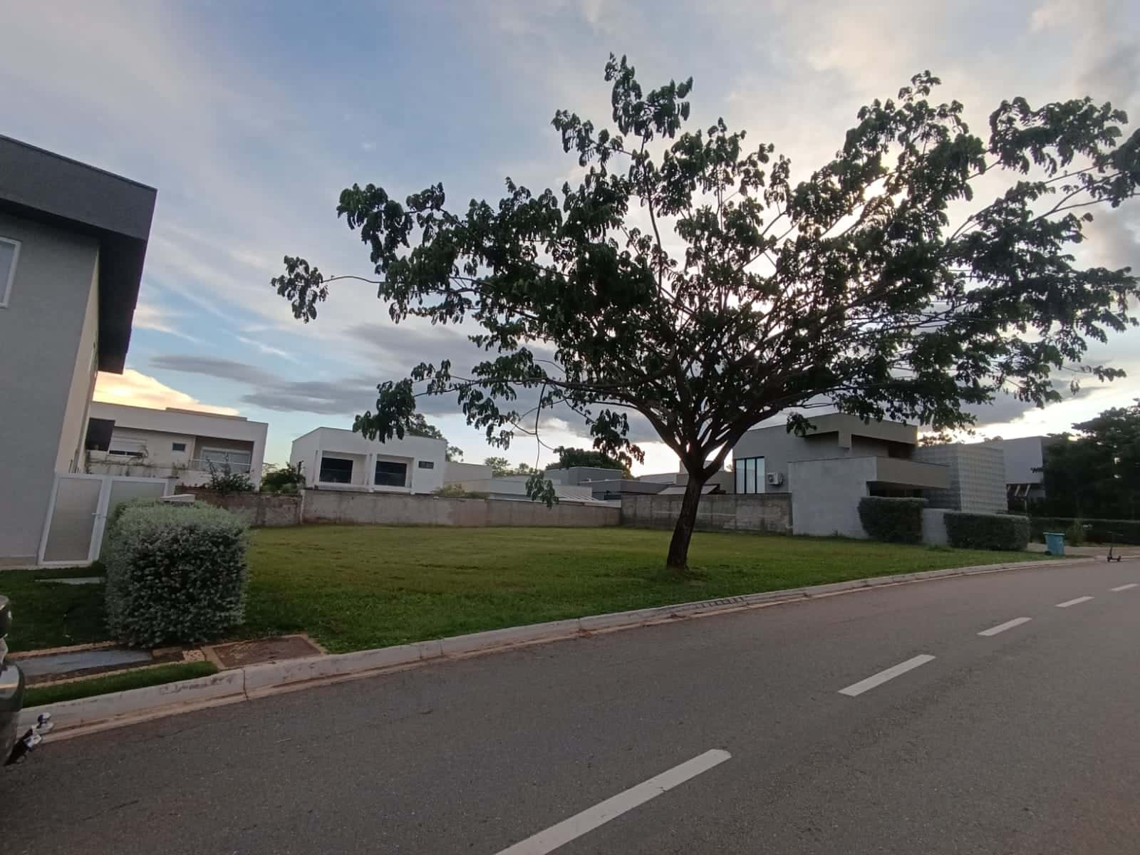 Lote condomínio Portal do  Sol Green