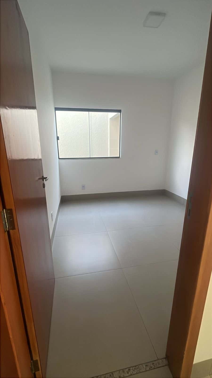 🏡 Casa à Venda no Setor Faicalville – Goiânia/GO