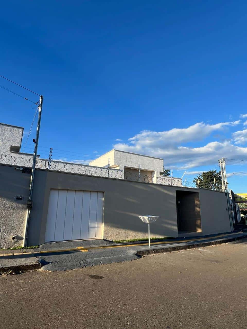 Casa Buriti Sereno - Aparecida R$370.000 Casa linda toda reformada e pronta para morar no Buriti Sereno