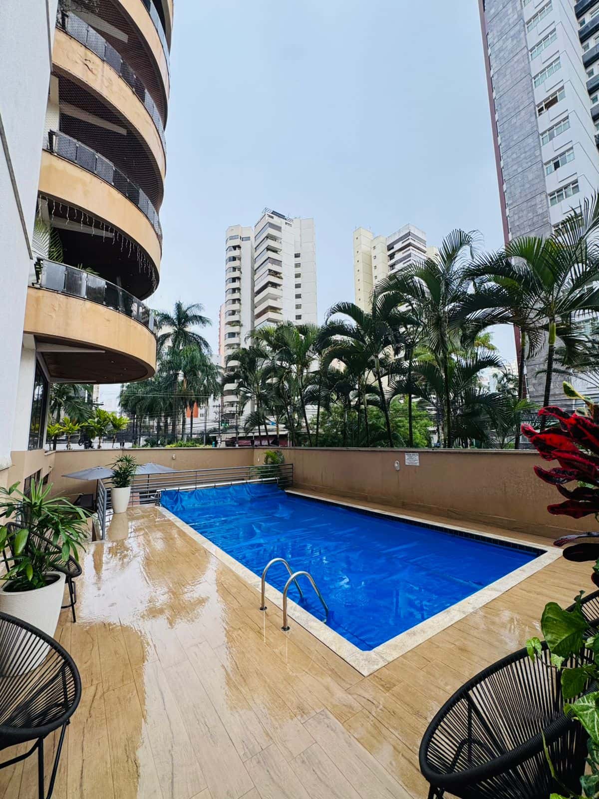 APARTAMENTO 248 1 POR ANDAR SETOR BUENO