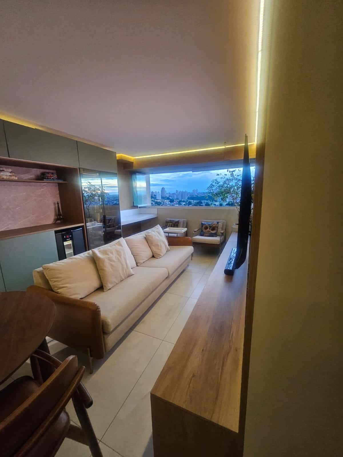 Apartamento semi mobiliado no Setor Parque amazônica Residencial Floresta