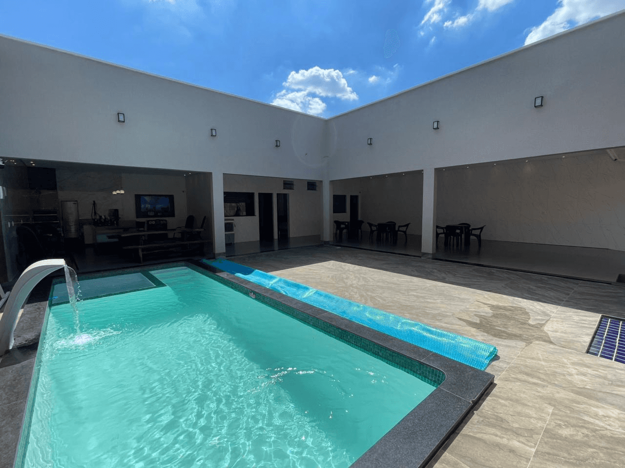 Casa com Estrutura Pronta para Eventos e Locação – Residencial São Bernardo