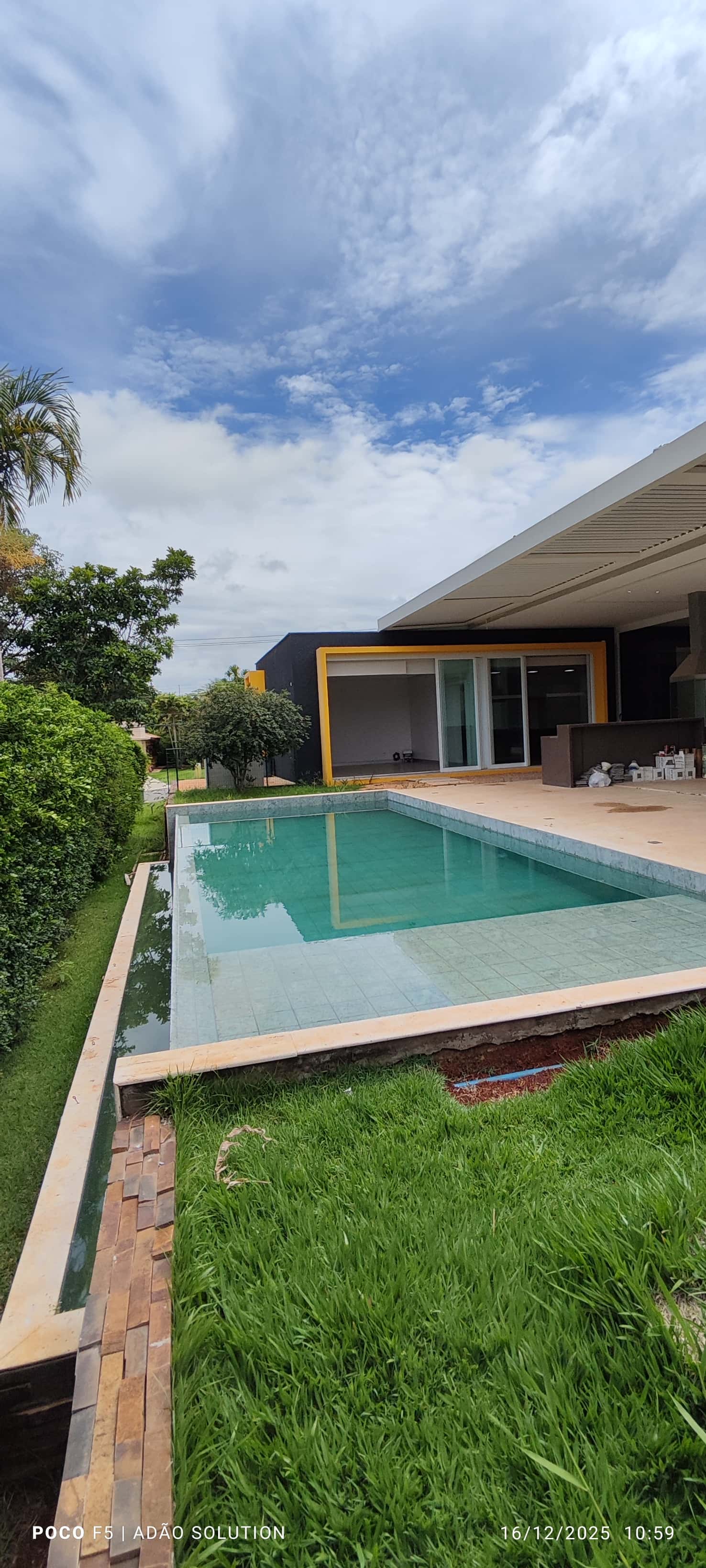 Exclusividade no Aldeia do Vale – Casa com Piscina, Lazer Completo e 680 m²