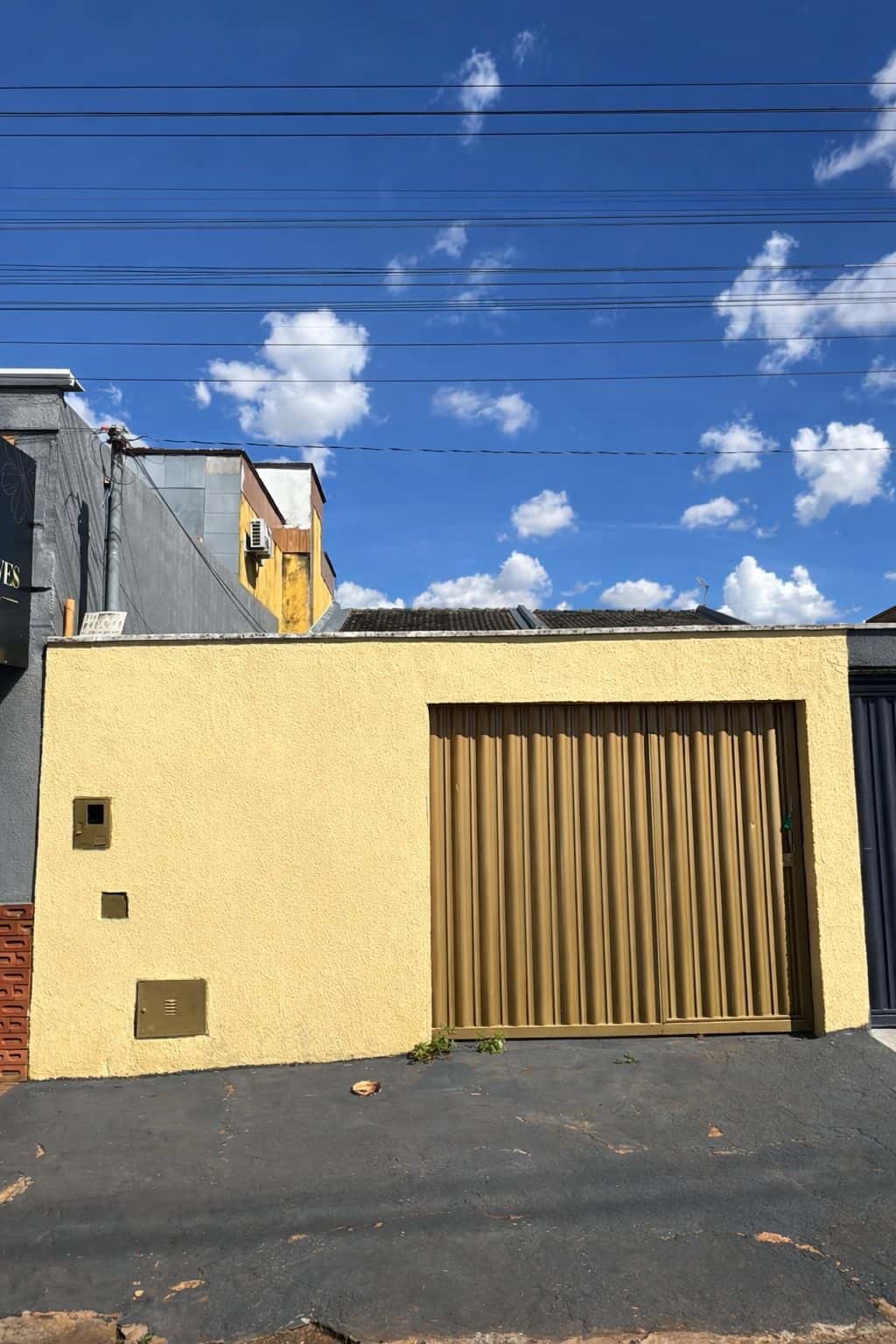 Casa de 2 quartos com suite - Tremendão