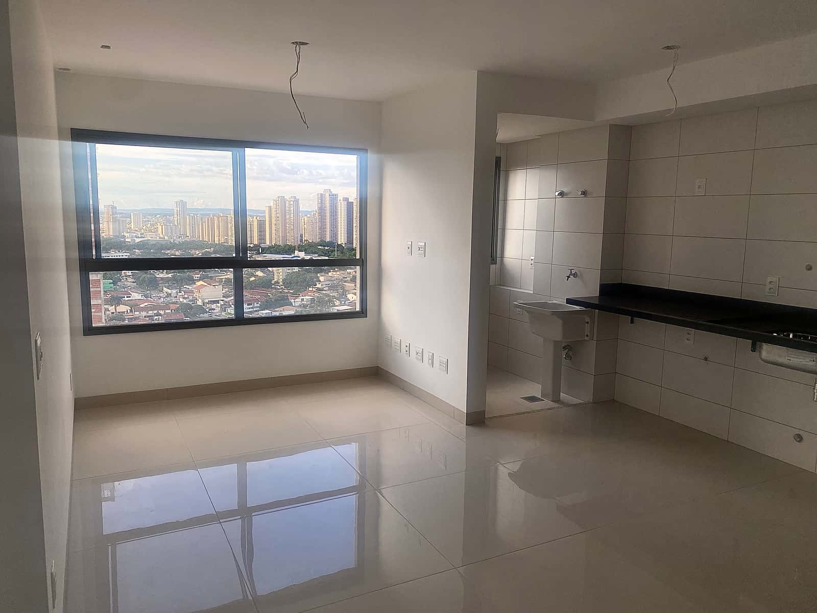 Oportunidade em unidade 3Q, NOVO somente algumas quadras do Vaca Brava