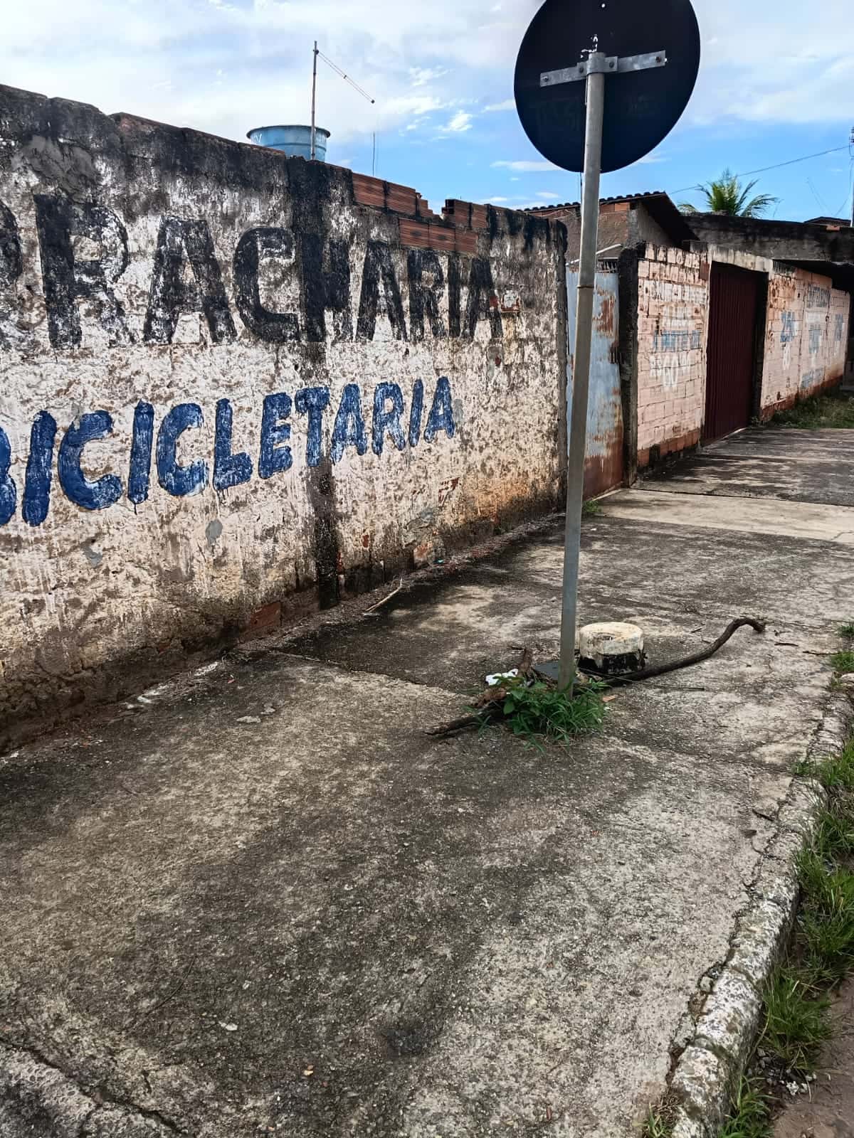 Lote comercial no Senador Canedo.