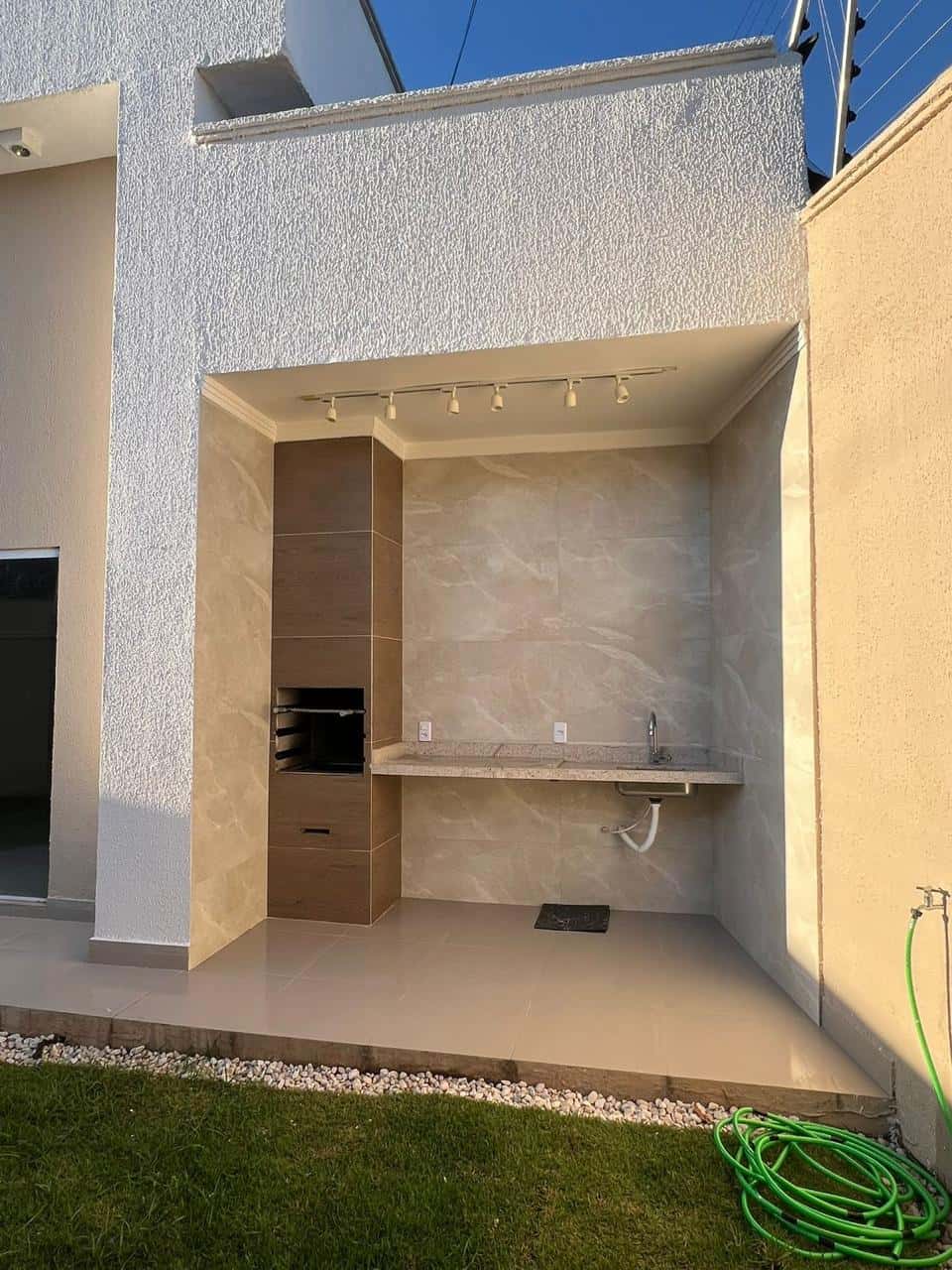 Casa Buriti Sereno - Aparecida R$370.000 Casa linda toda reformada e pronta para morar no Buriti Sereno