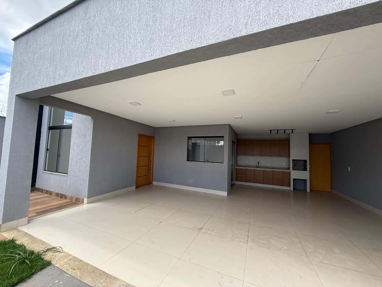 CASA A VENDA RESIDENCIAL LIMOEIRO