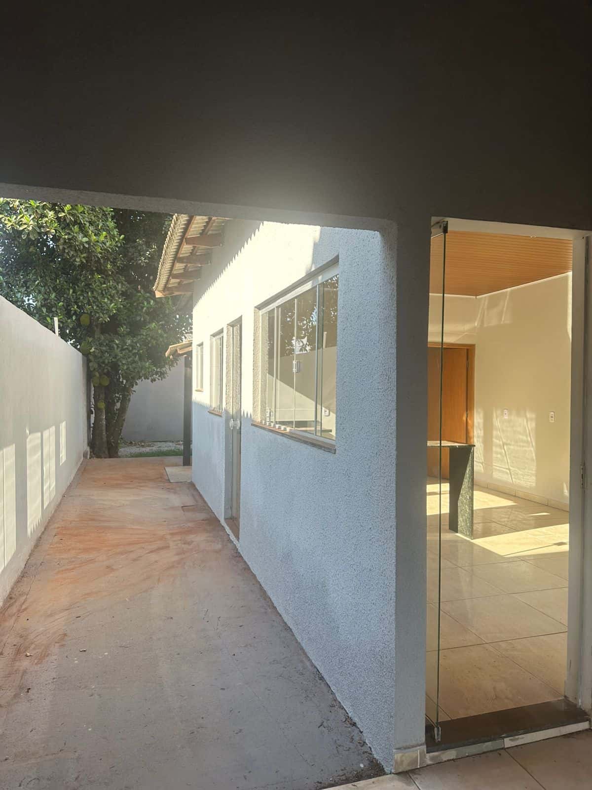 Casa 75m² 2 Quartos (1 Suíte) | Financiável, Próximo a Goiânia