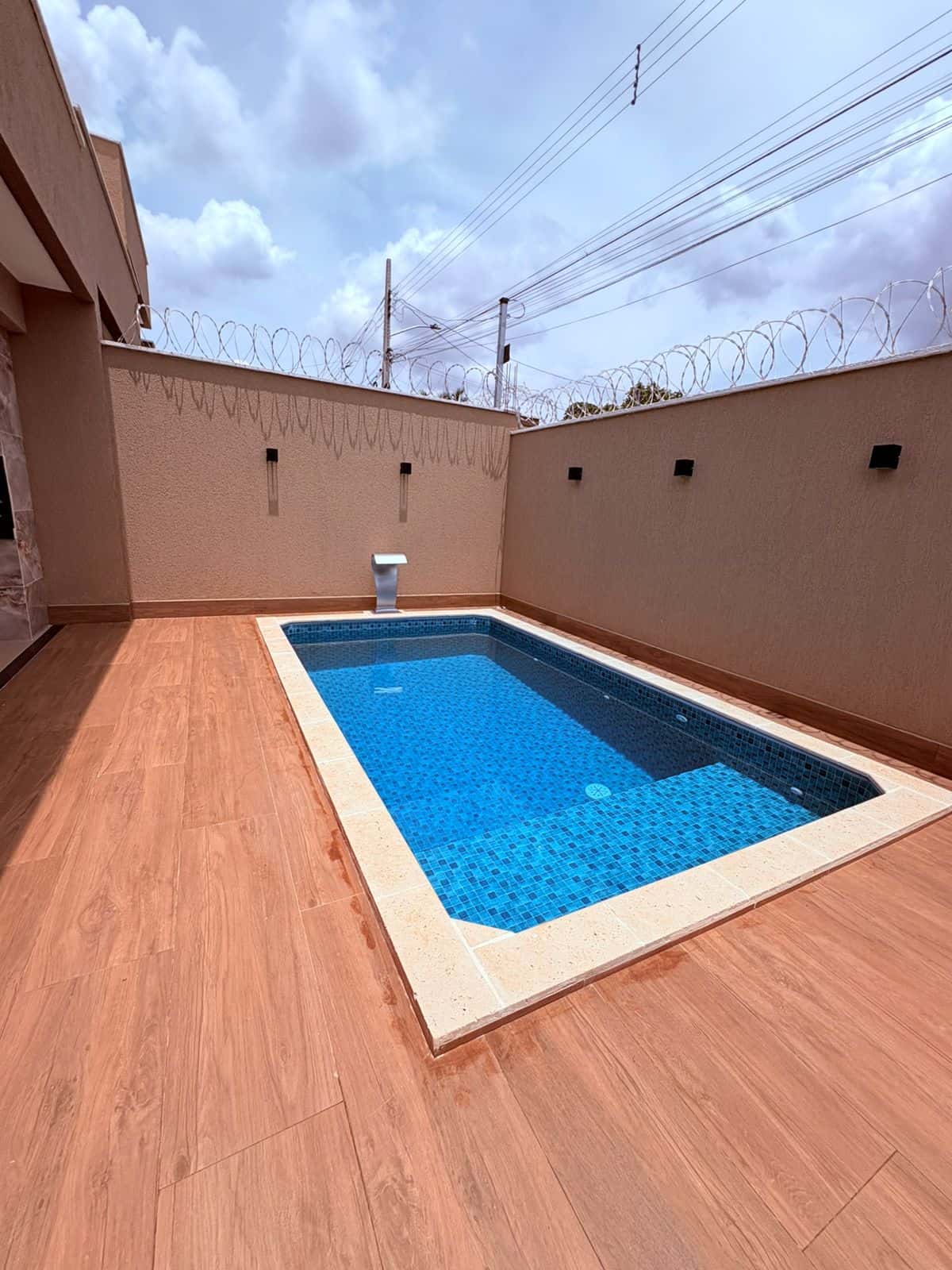 🏡 Casa com piscina no Setor Satélite São Luiz