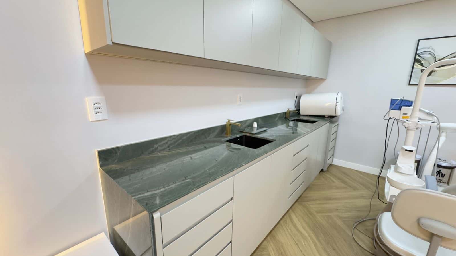 Aluguel Mensal | Consultório Odontológica Completa | Clínica DueTratto - Setor Sul - Goiânia/GO