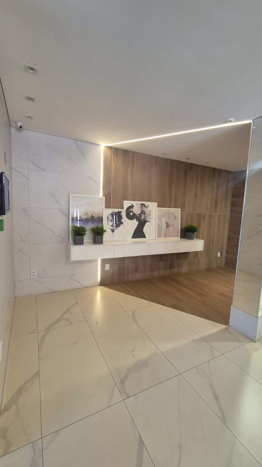 Apartamento 3 quartos + closet no Setor Oeste