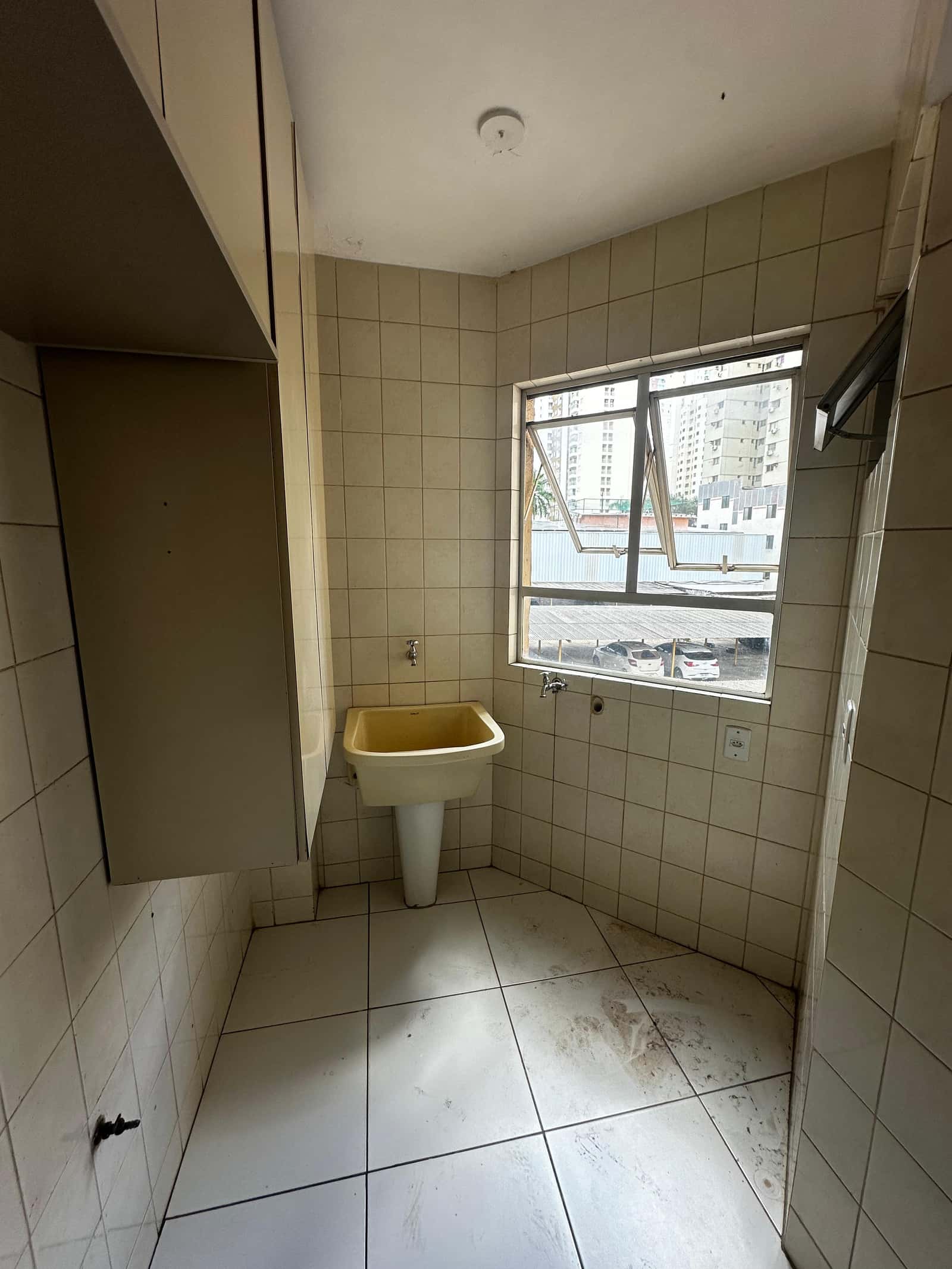 Apartamento no setor Bueno na rua T-37 Aceita locação por temporada - Airbnb Condomínio Zolder