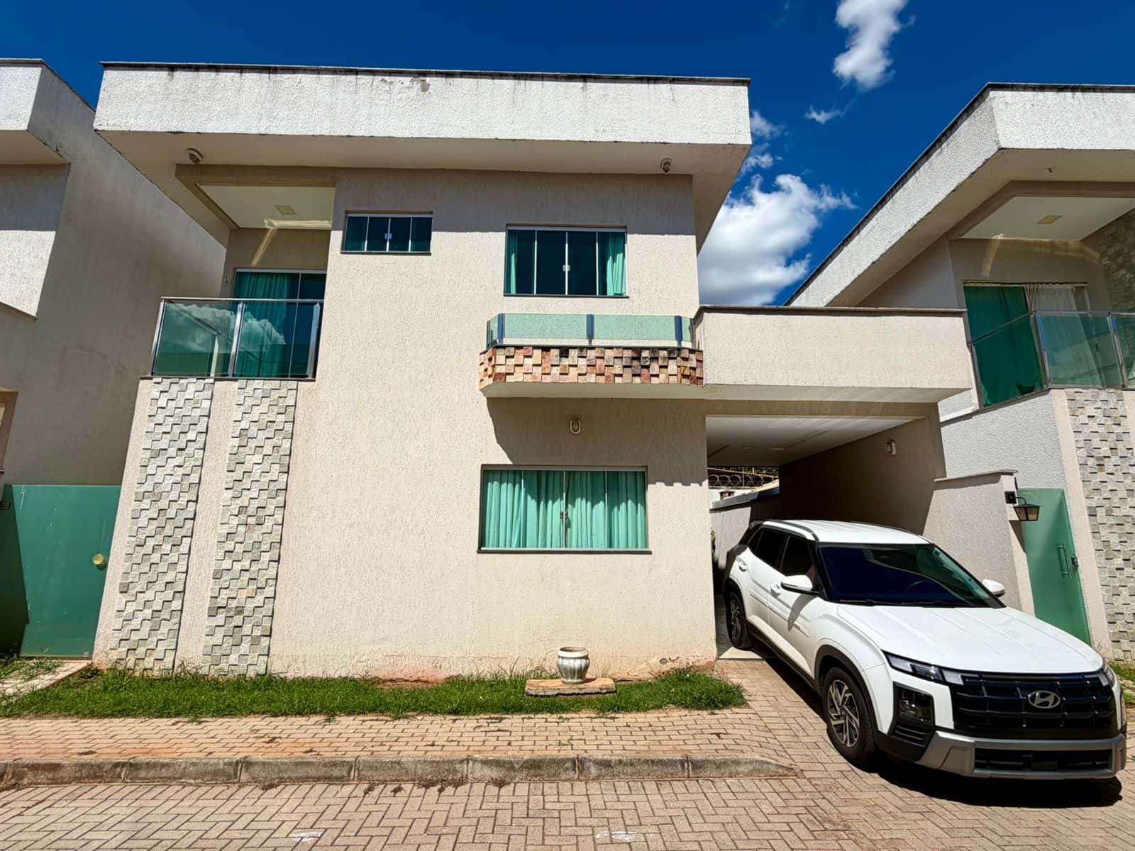 Condomínio Dubai - Sítios Santa Luzia