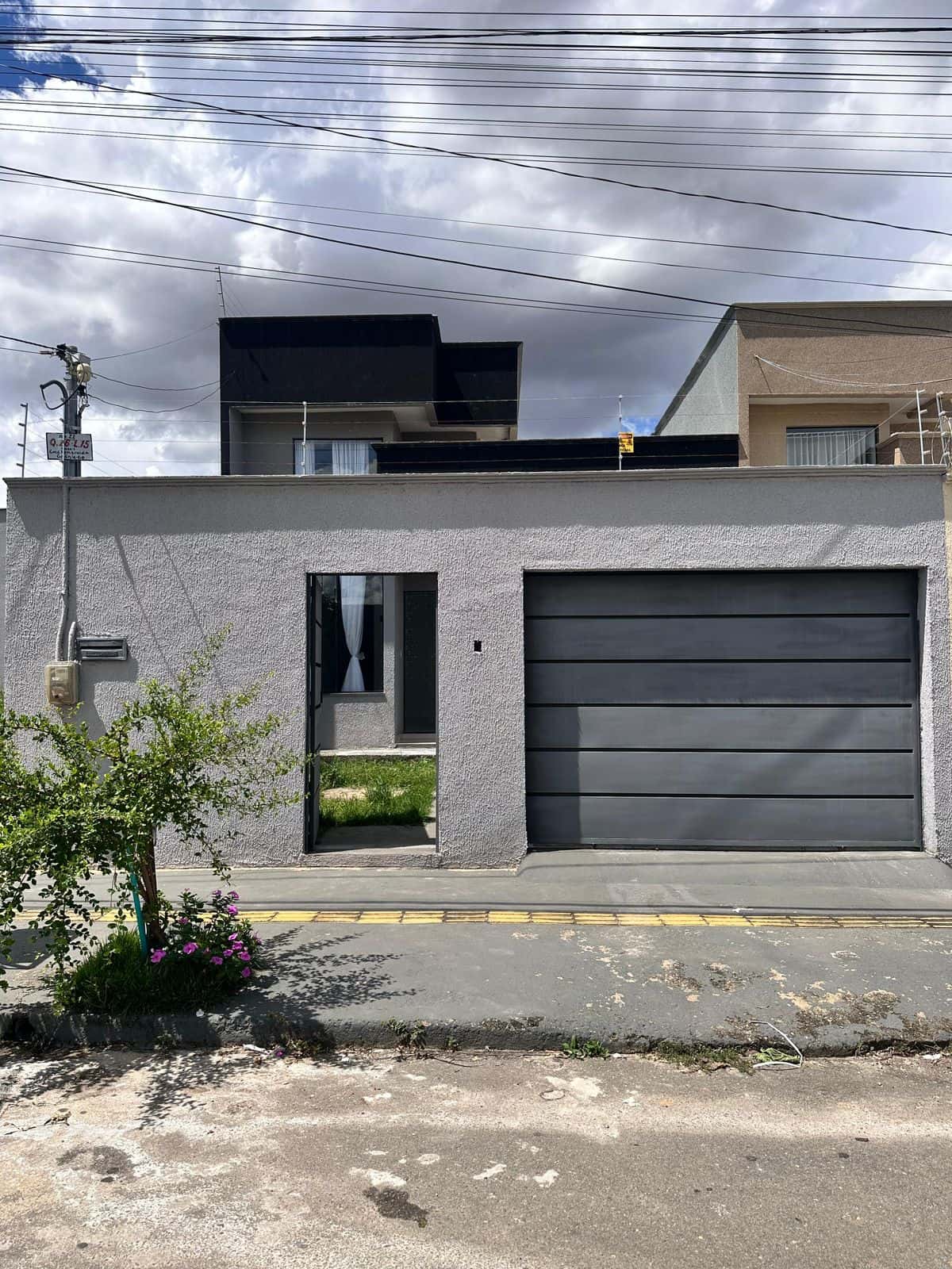 🏡 OPORTUNIDADE – BELÍSSIMA CASA - Condomínio das Esmeraldas