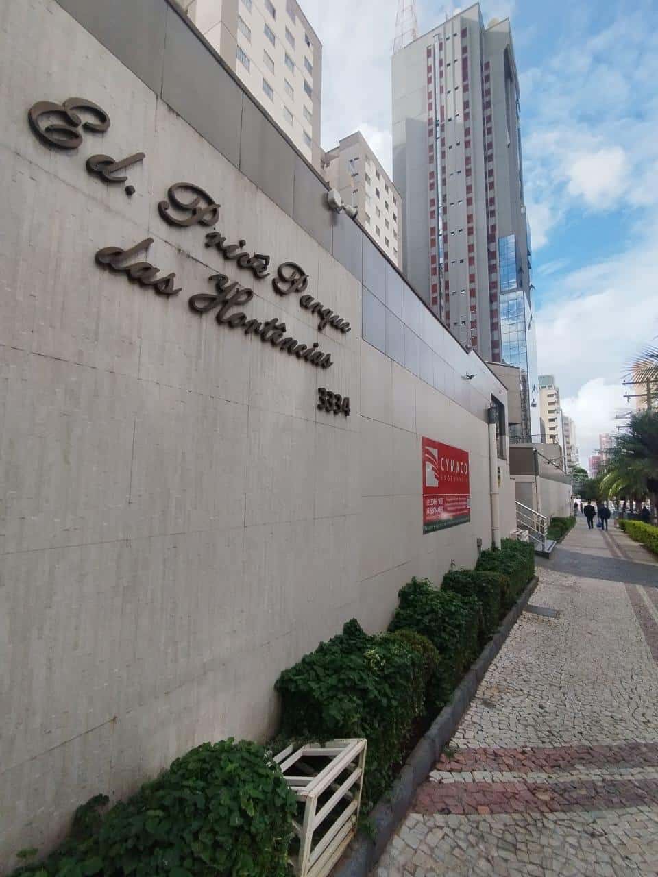Vende apartamento Edifício Privê Parque das Hortênsias