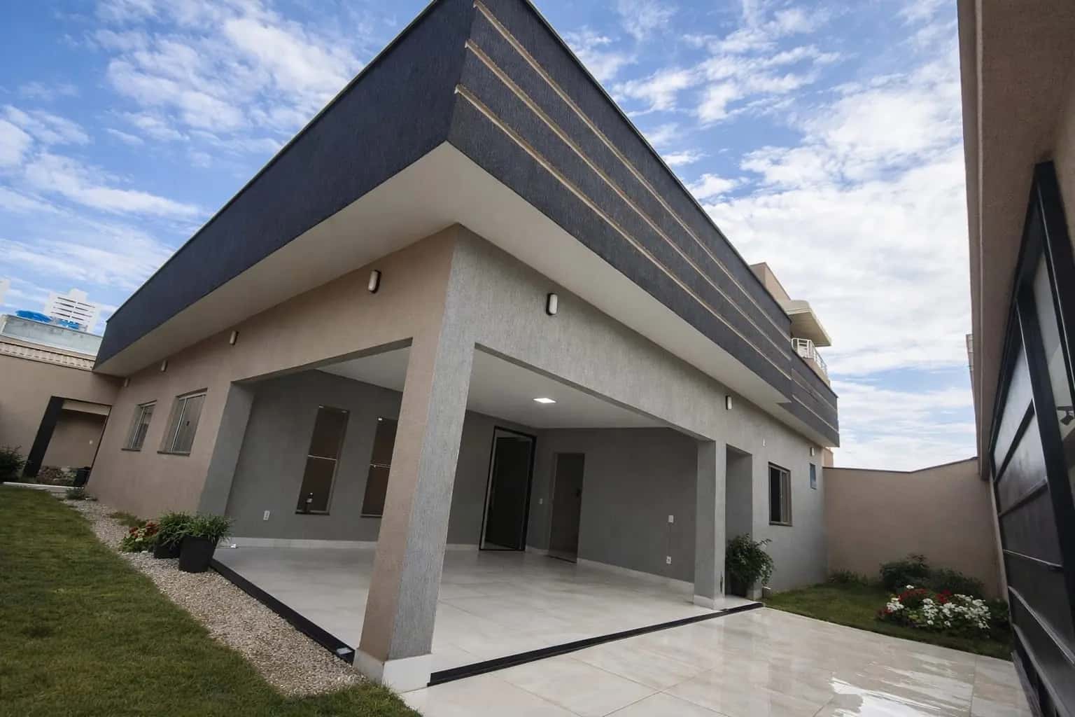 🏡💎 MANSÃO EXCLUSIVA COM 5 SUÍTES – PARQUE AMAZÔNIA