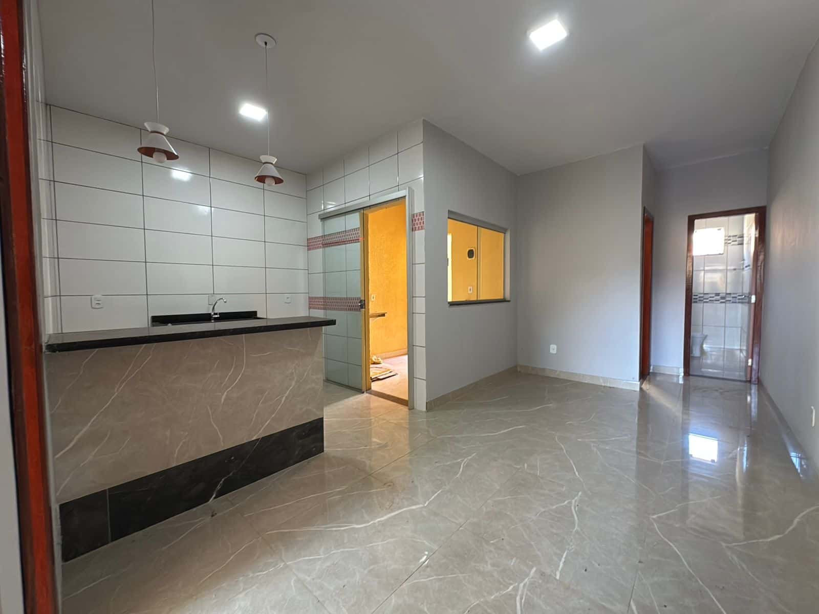 Casa de 2 quartos com suite - Tremendão