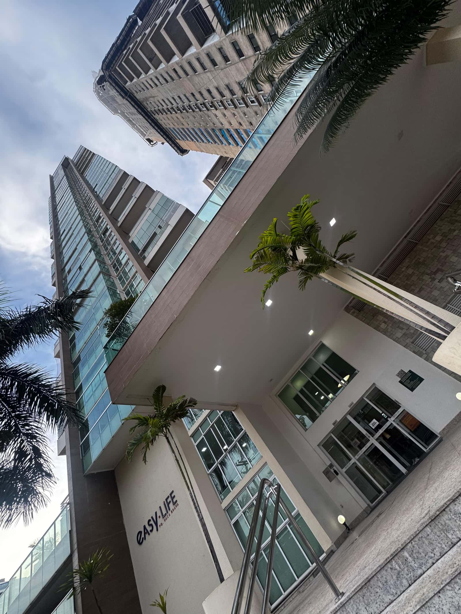 RESIDENCIAL EASY LIFE