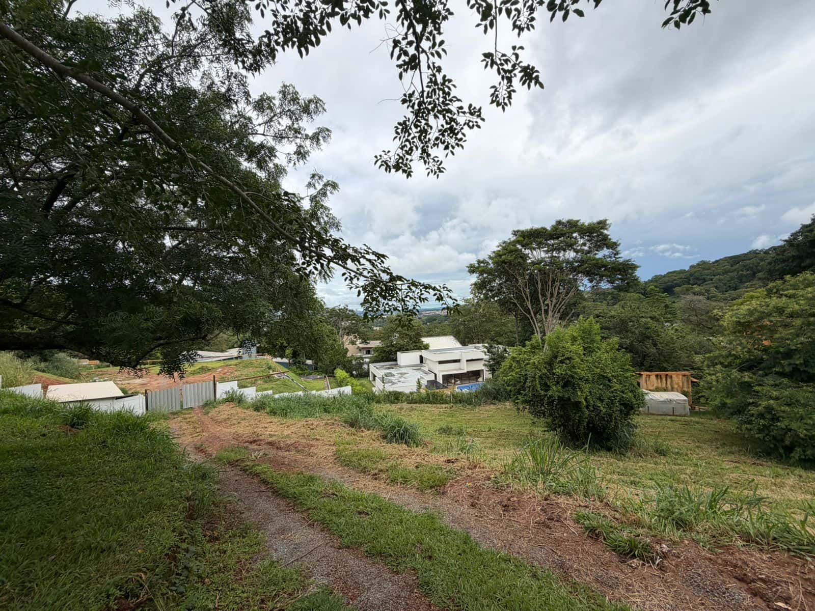 Lote no Condomínio Aldeia do Vale