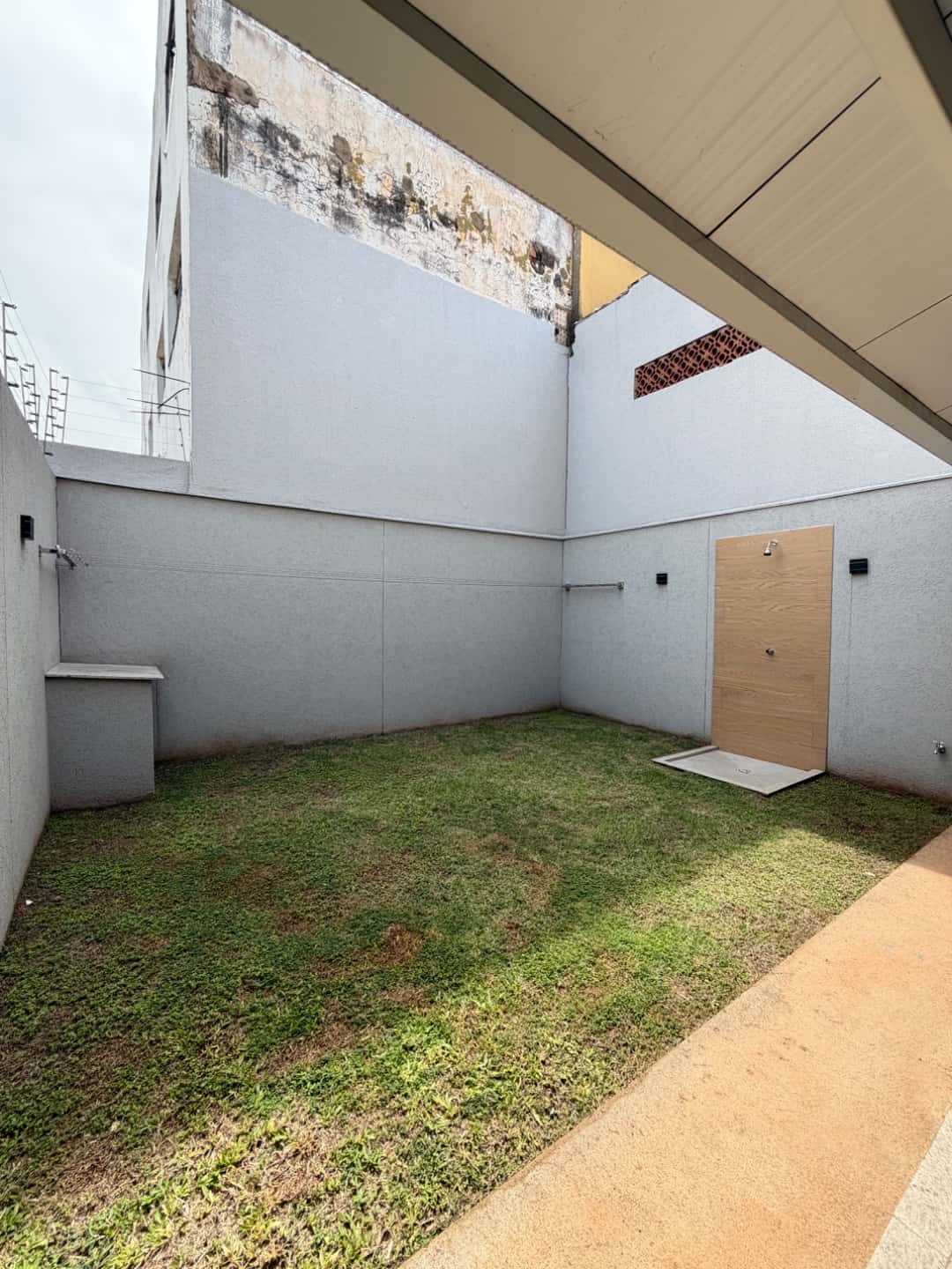 Vendo Casa Sobrado no Setor Sudoeste