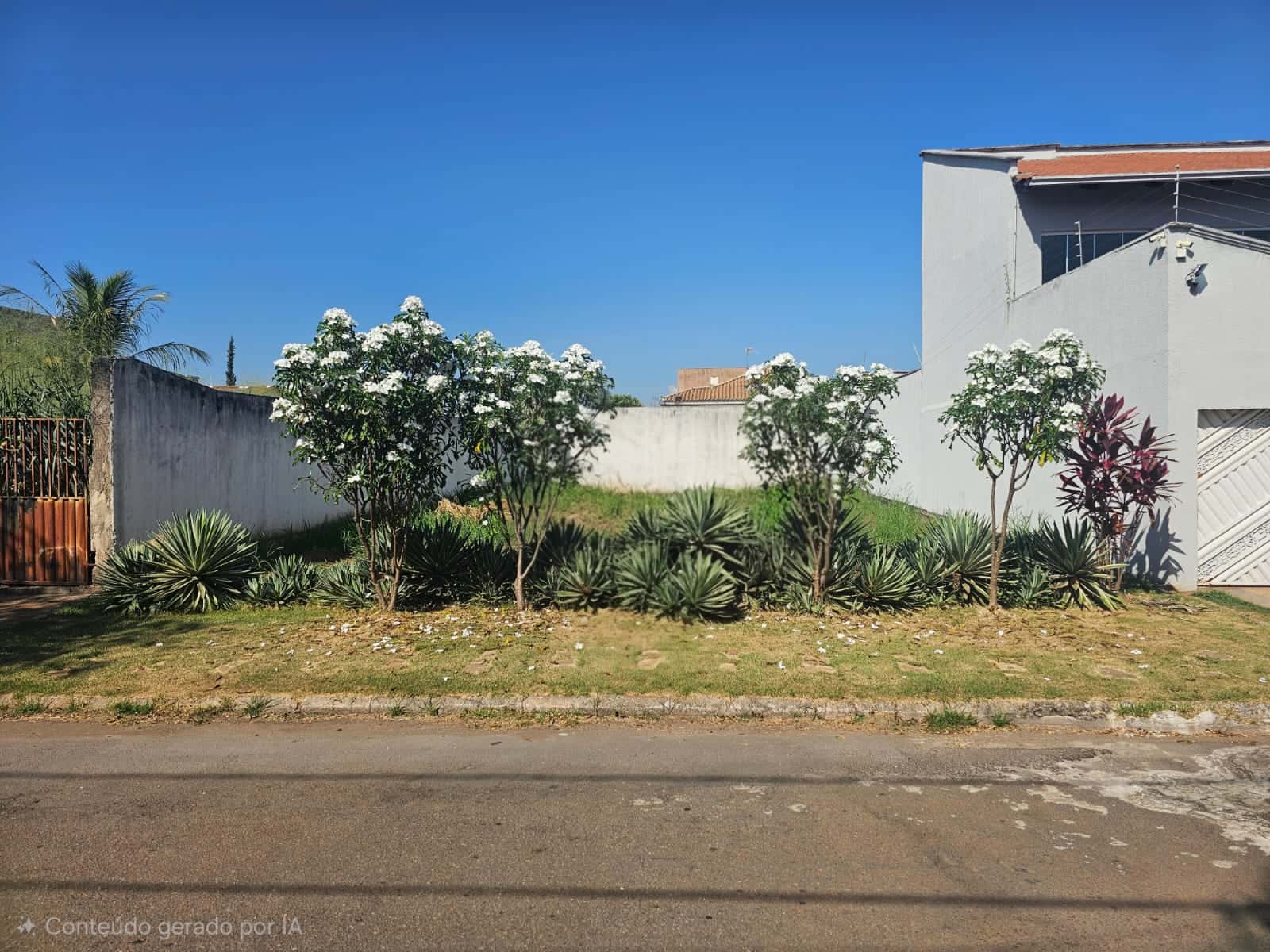 LOTE 380m2 SETOR JAÓ