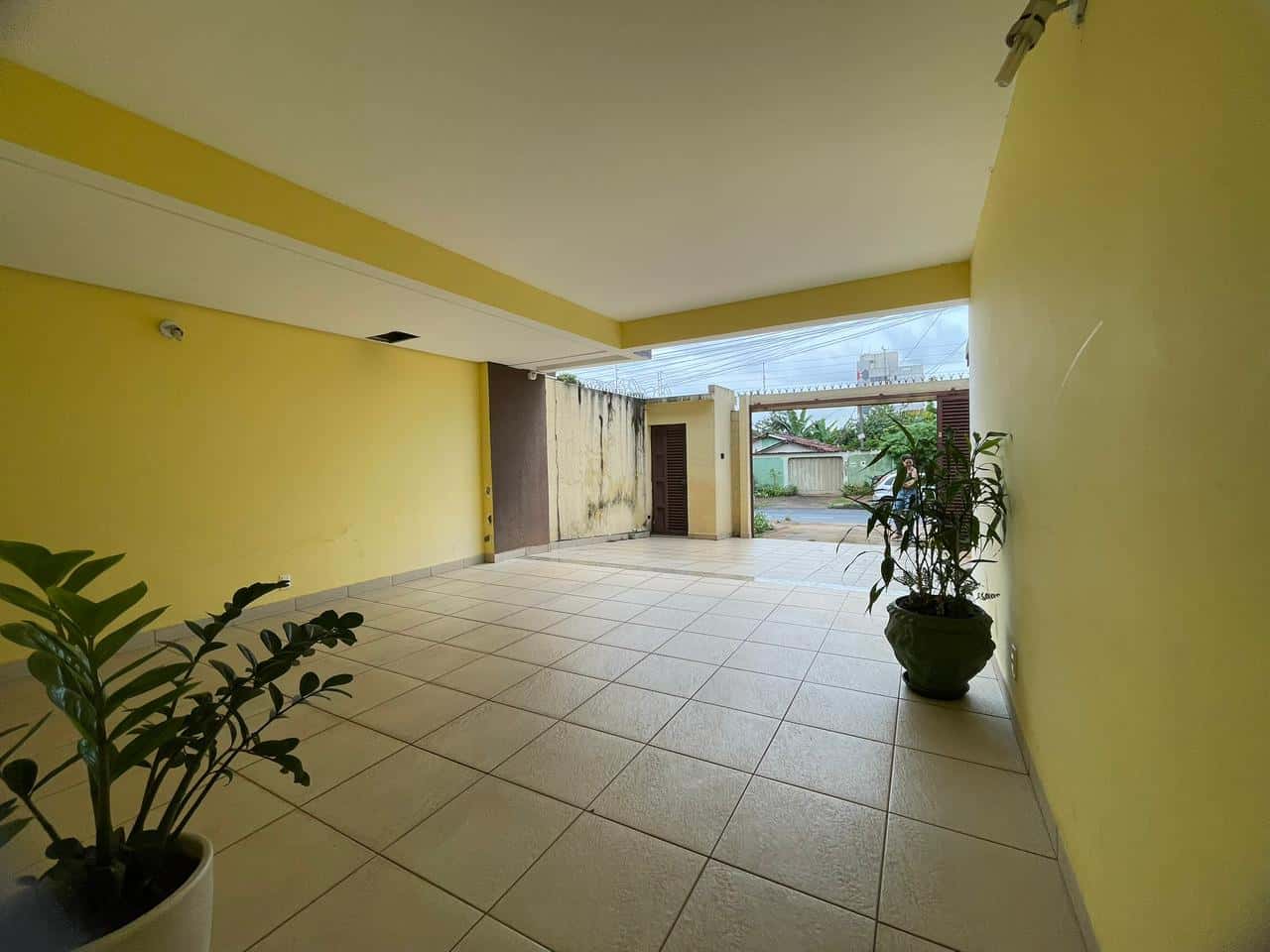 Sobrado com 4 Quartos à venda, 202m² - Setor Nova Suíça