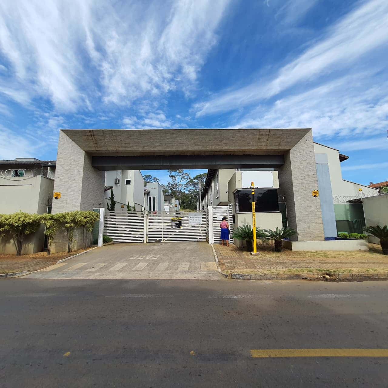 Casa 3/4 - Residencial Reserva do Bosque