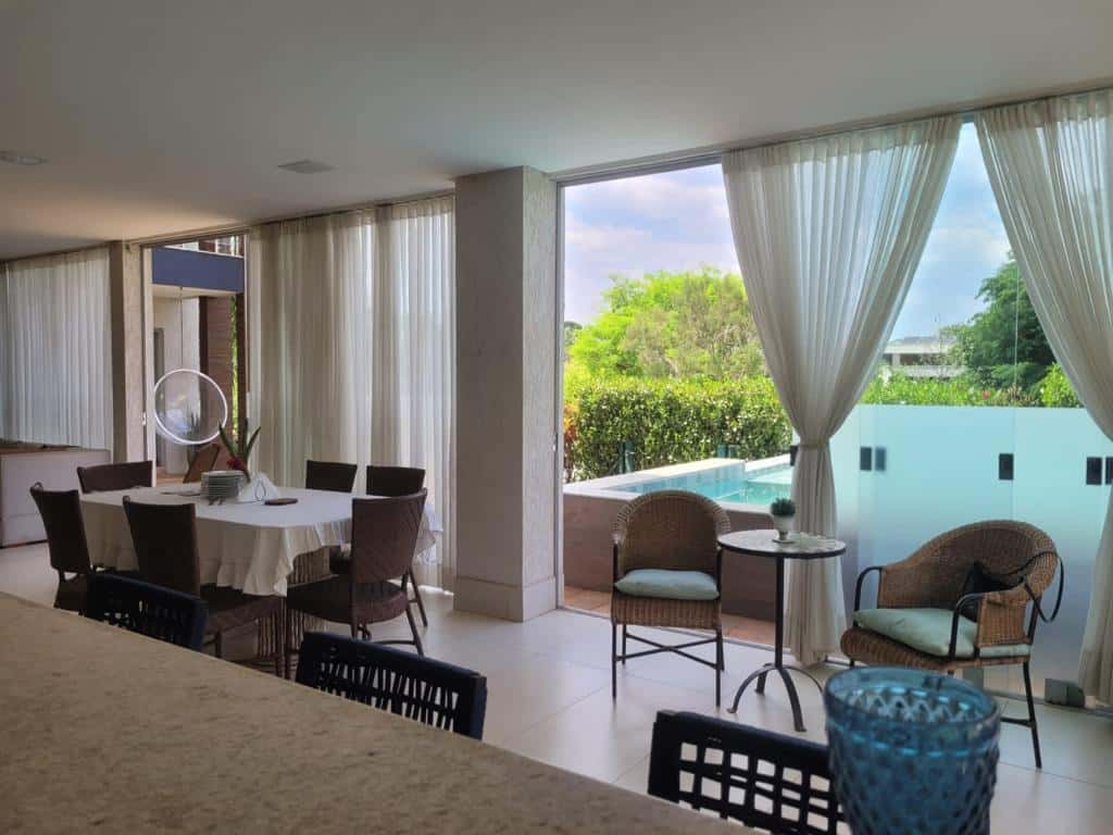 Sobrado de Esquina Alphaville Ipês