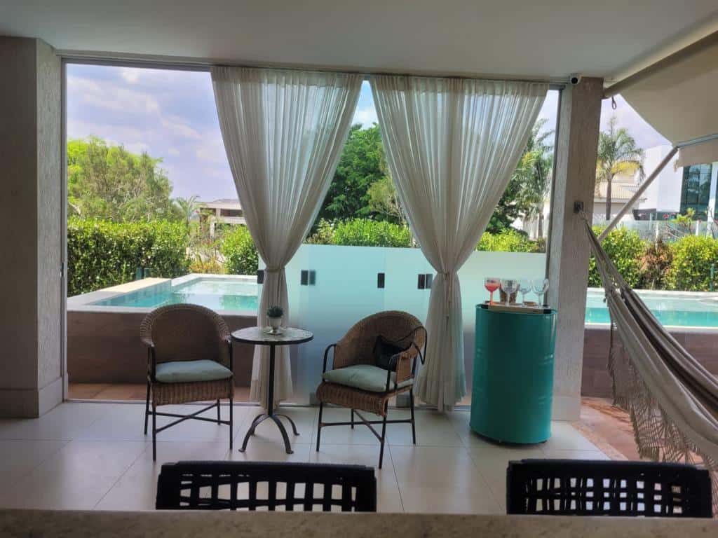 Sobrado de Esquina Alphaville Ipês