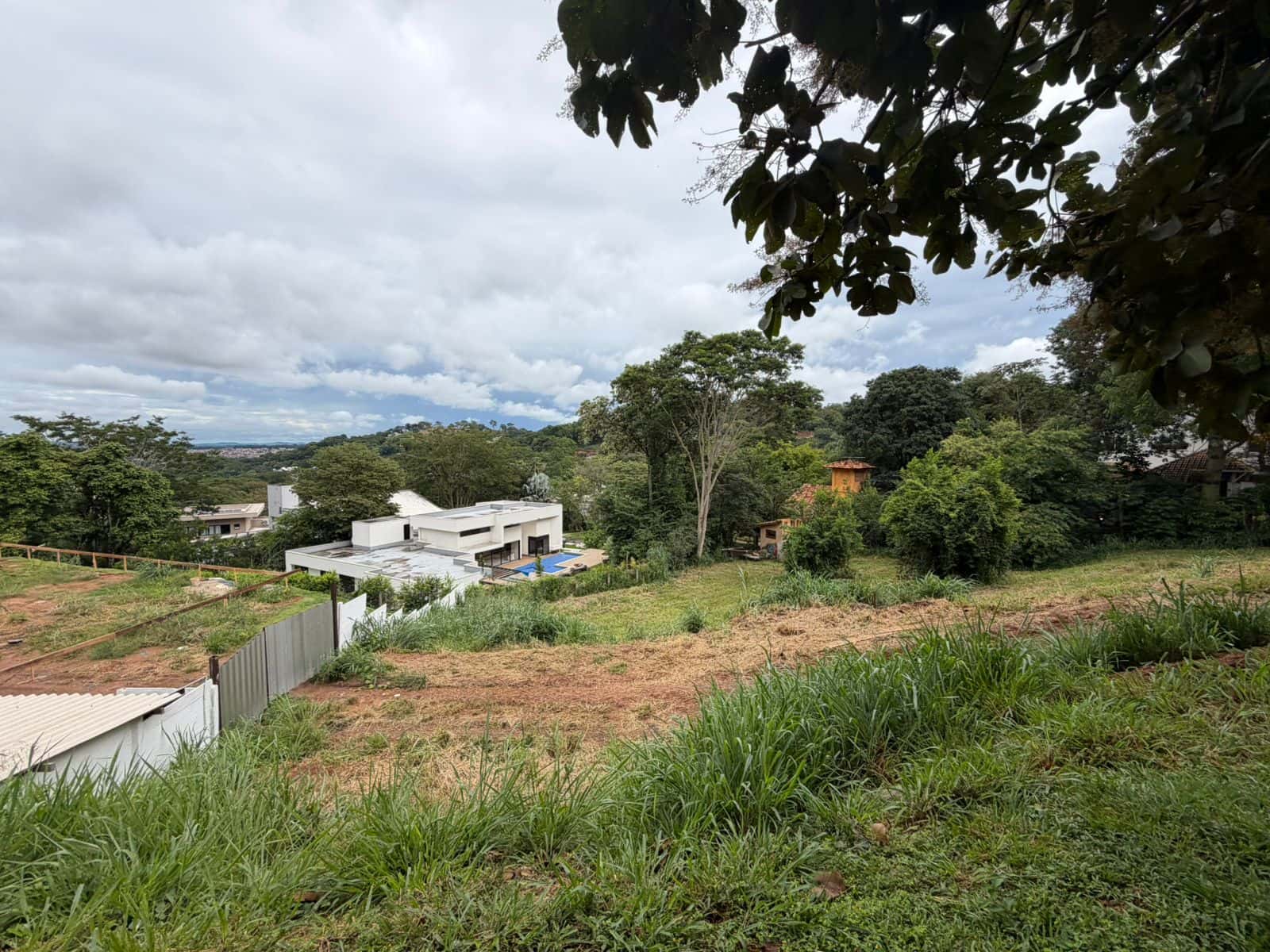 Lote no Condomínio Aldeia do Vale