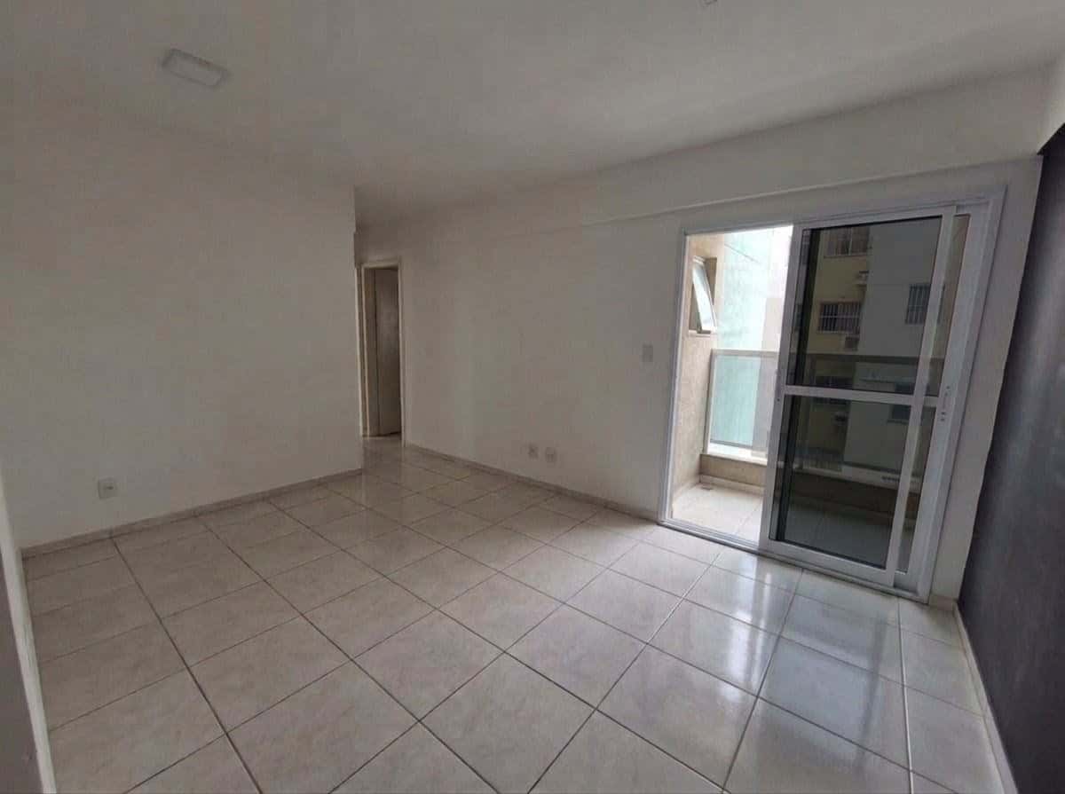 Apartamento próximo ao Goiânia Shopping Andar alto, nascente, “ Pedra Branca “