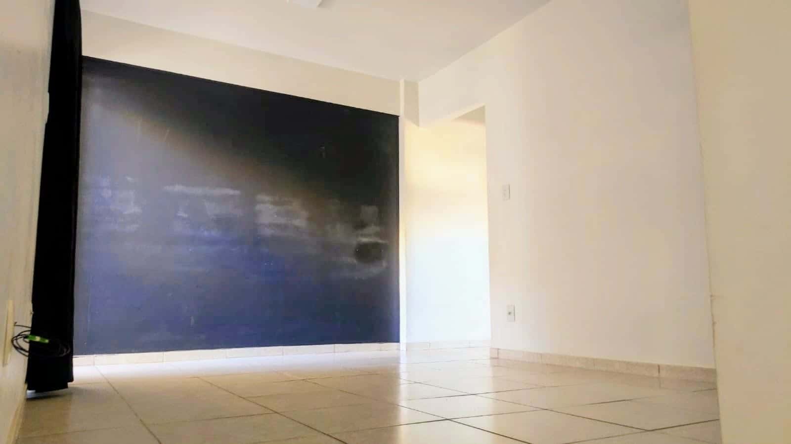 Apartamento próximo ao Goiânia Shopping Andar alto, nascente, “ Pedra Branca “