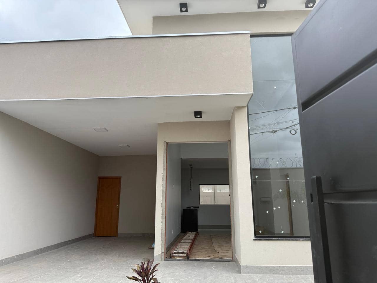 Linda casa à venda no Setor Jardim Helvécia – Aparecida de Goiânia!