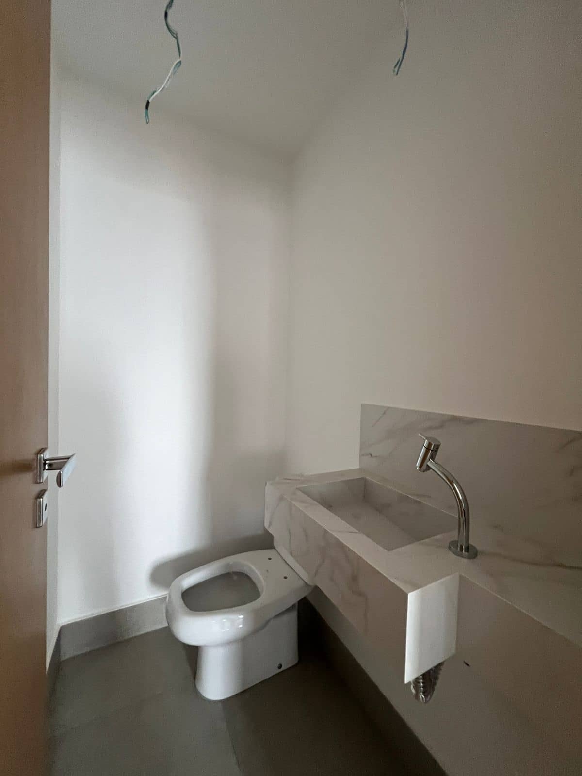 VENDO APARTAMENTO NO RESIDENCIAL ALIVE BUENO OPORTUNIDADE