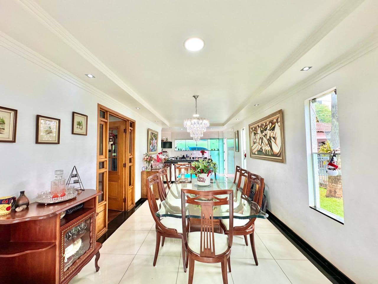 SOBRADO DE ESQUINA DE 5 QUARTOS NO SANTA GENOVEVA