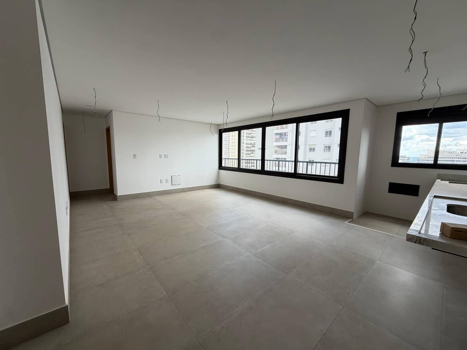 VENDO APARTAMENTO NO RESIDENCIAL ALIVE BUENO OPORTUNIDADE