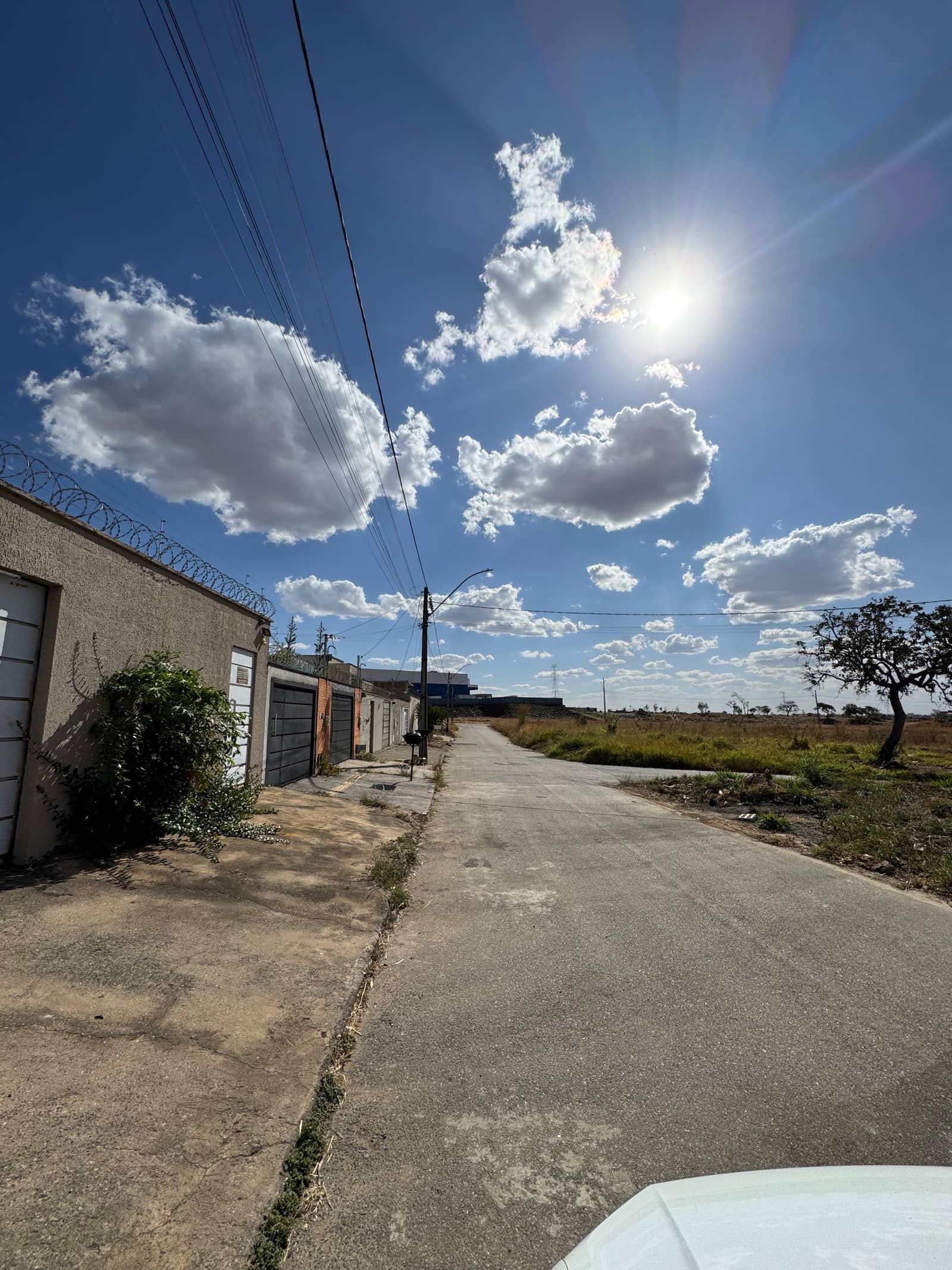 Lote plano, Setor Três Marias, atrás do Atacadão Costa (Anel Viário).