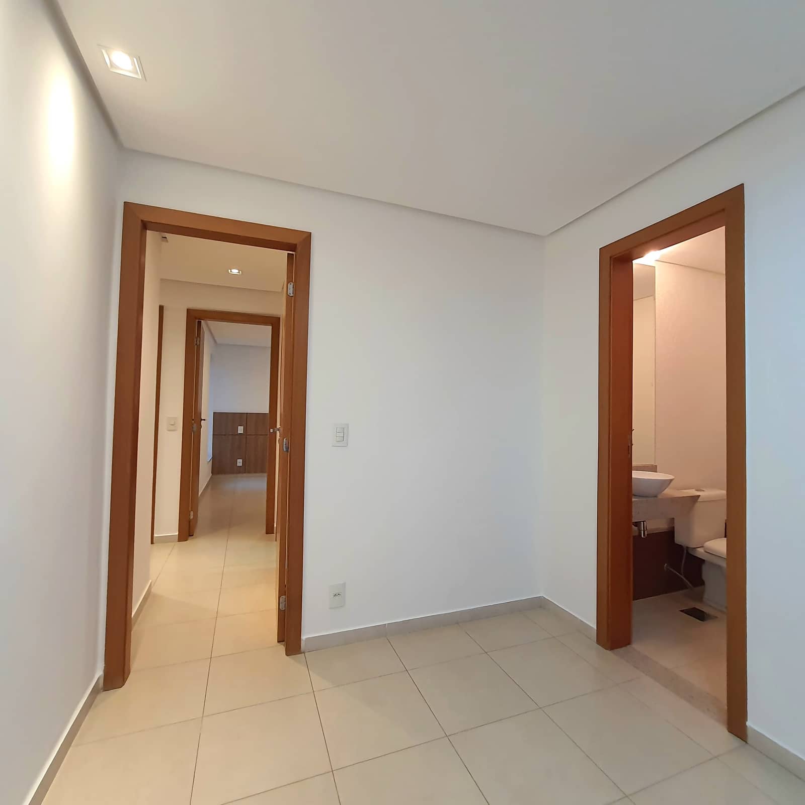 Apartamento sofisticado no Alto da Glória | 98m² | 4 quartos com home office.