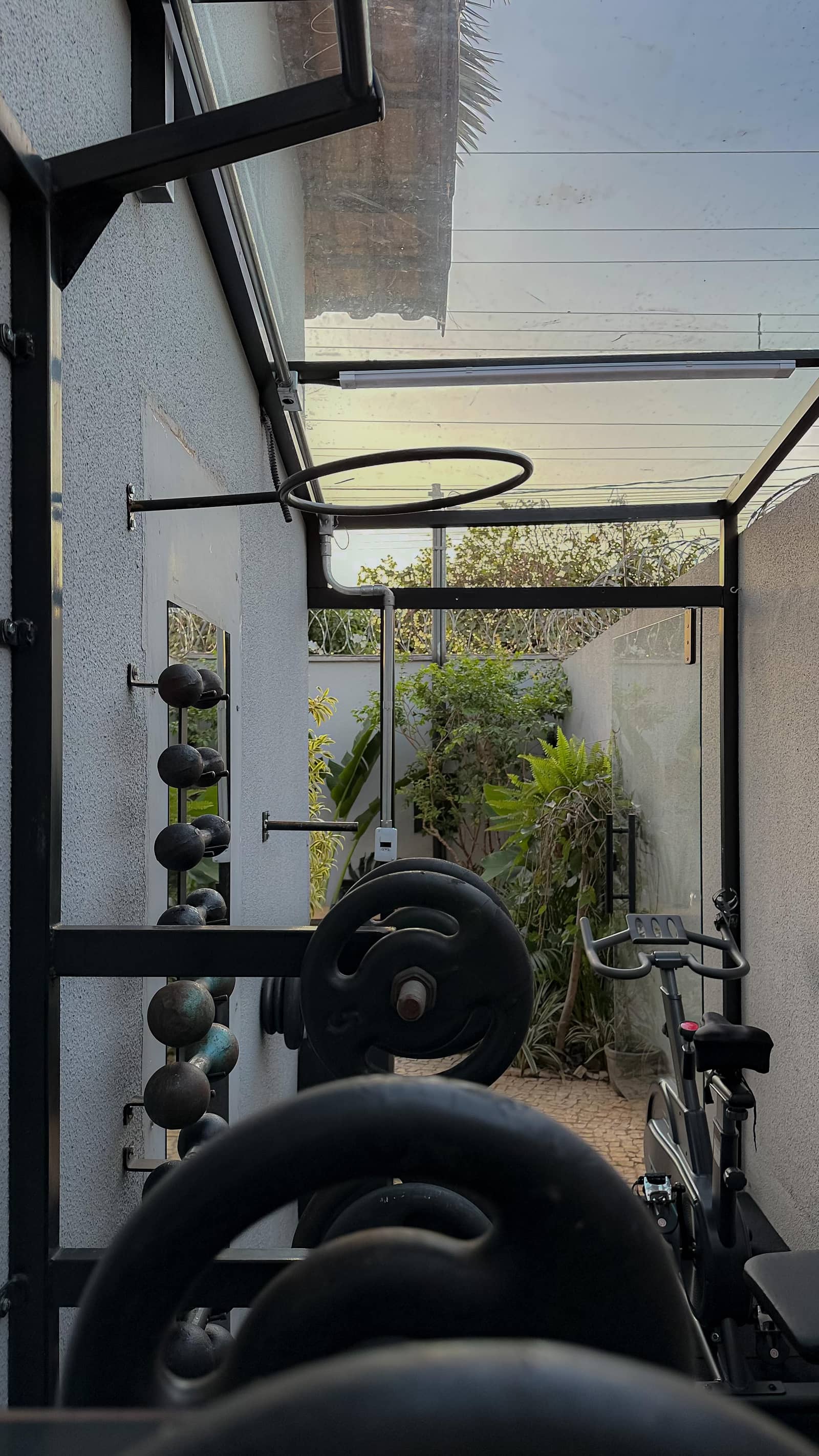 Casa sozinha no lote em excelente configuração, há poucos passos do Atacadão Dia a Dia!