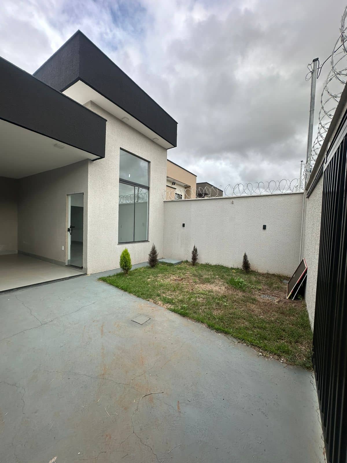 CASA - BURITI SERENO - 2 QUARTOS